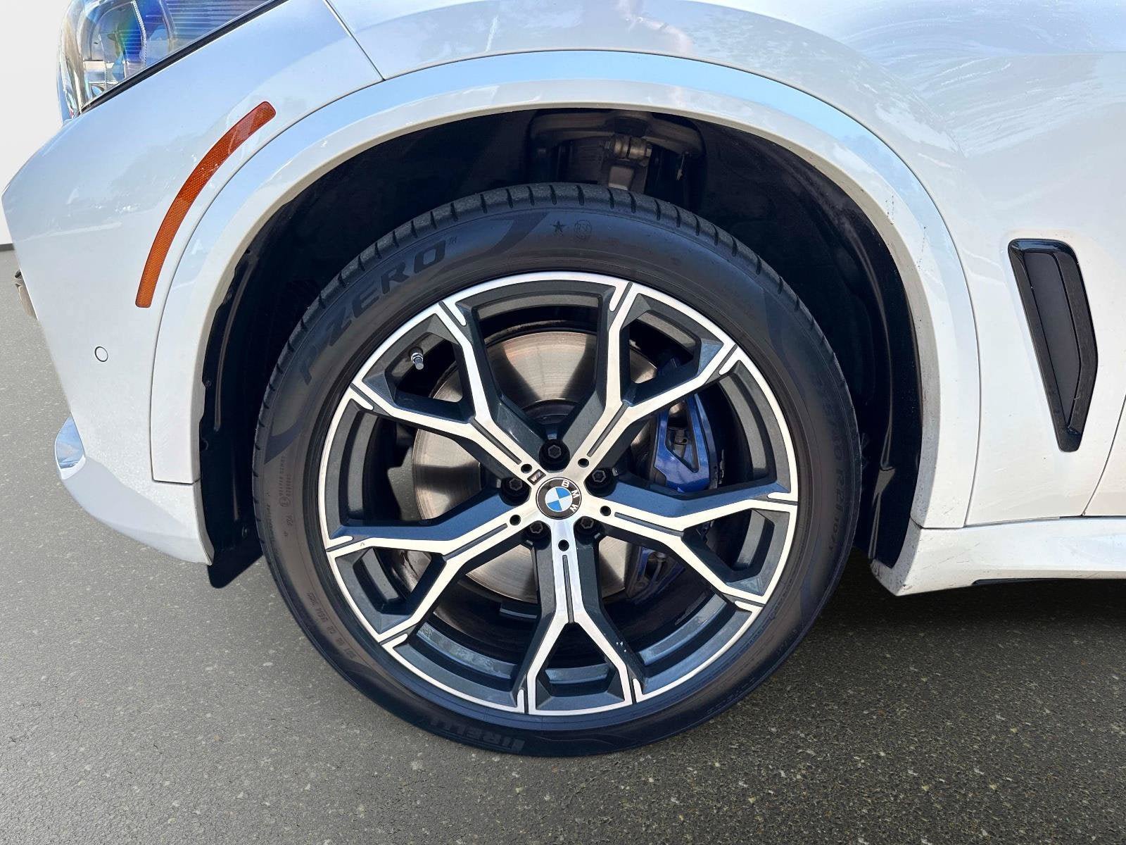 Used 2019 BMW X5 xDrive40i w/ M Sport Package AWD/4WD image 10