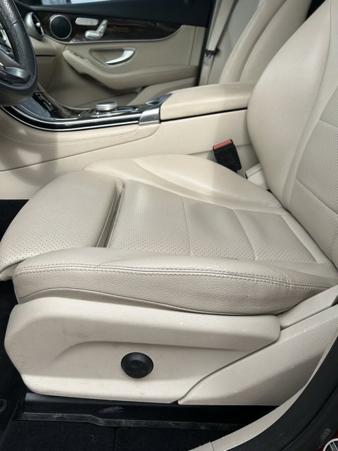 Used 2019 Mercedes-Benz GLC 300 image 13