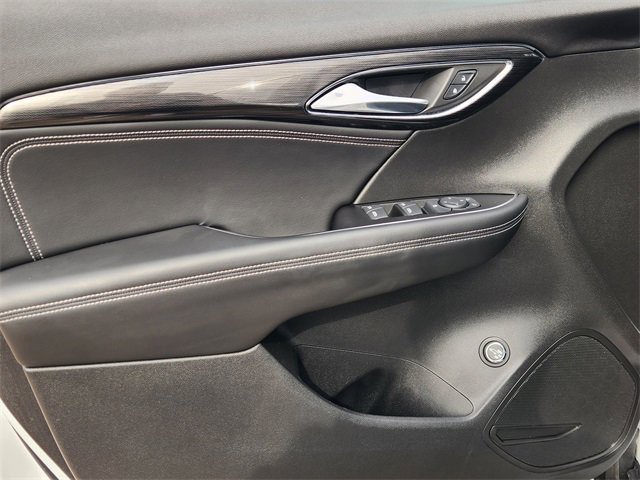 Used 2023 Buick Envision Preferred image 22