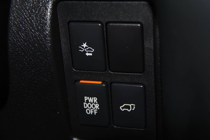 Used 2018 Lexus LX 570 4WD w/ Luxury Package image 44