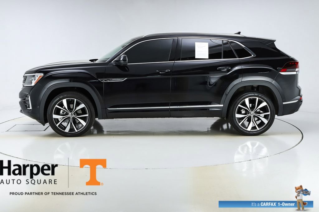 Used 2025 Volkswagen Atlas Cross Sport SEL Premium R-Line AWD/4WD image 2