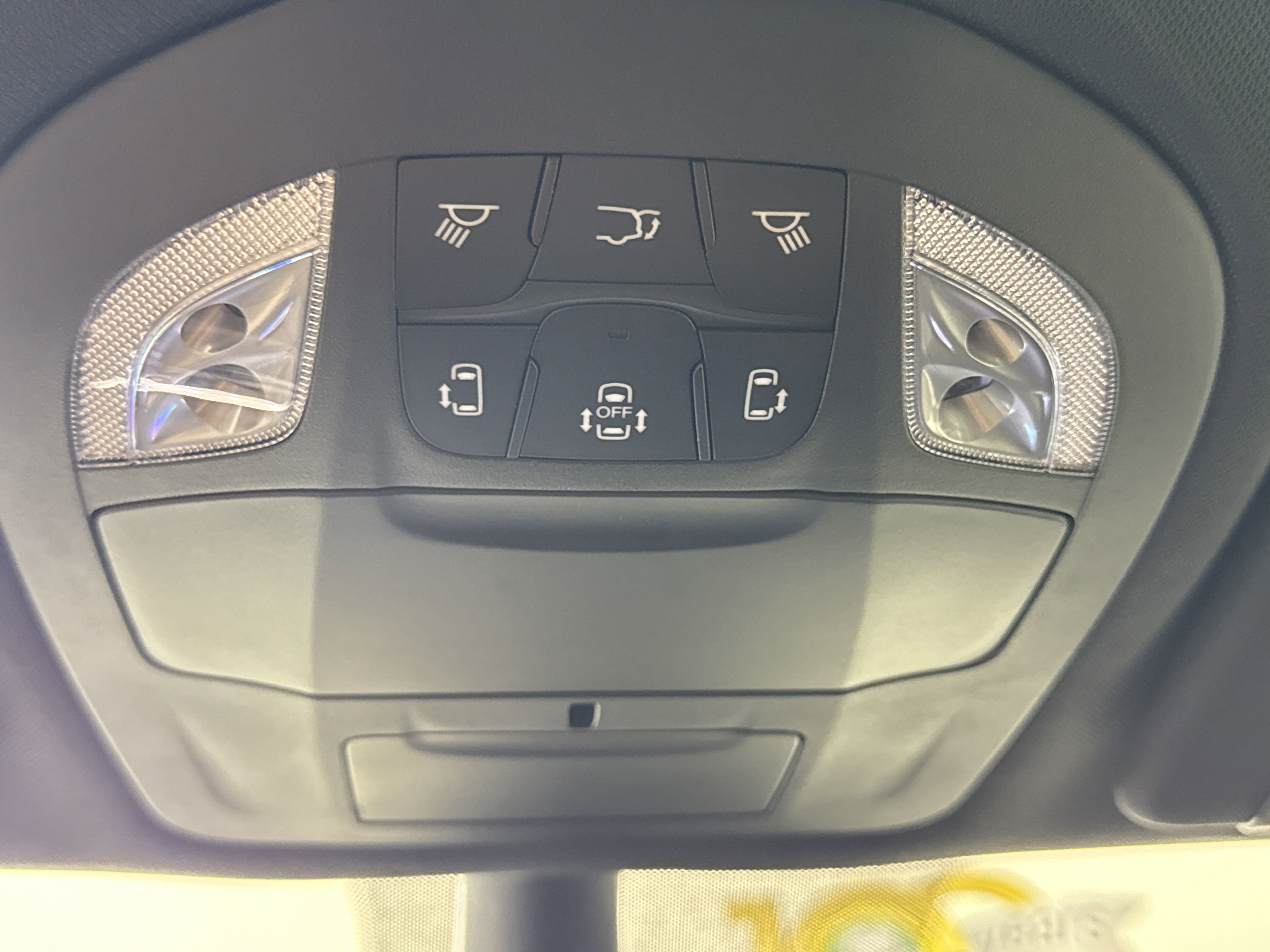 New 2026 Chrysler Voyager LX image 24