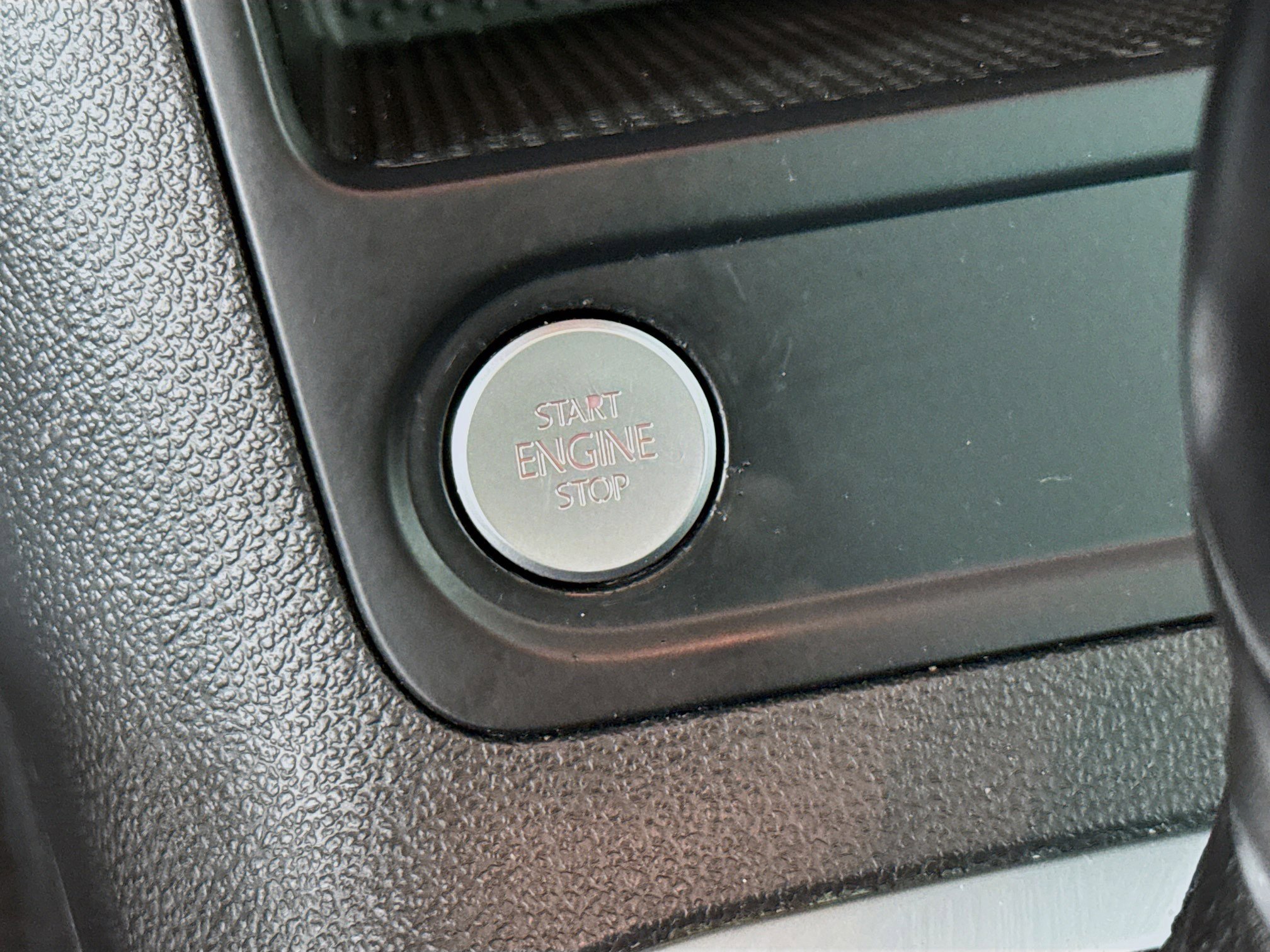 Used 2017 Volkswagen Tiguan Wolfsburg Edition image 20