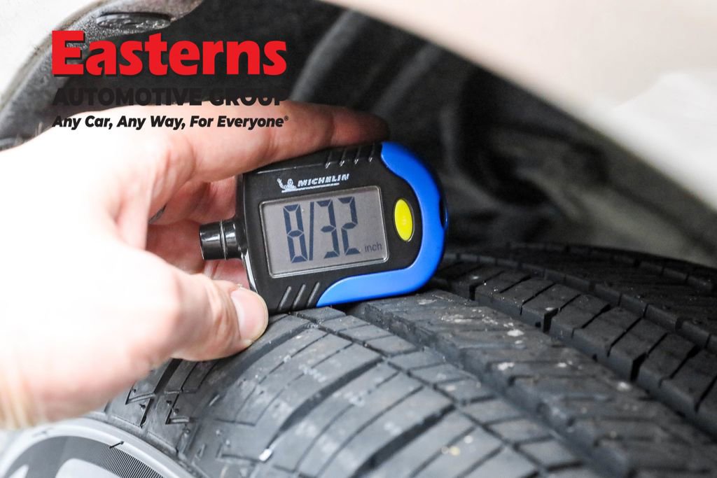 Used 2023 Toyota Venza Limited image 27