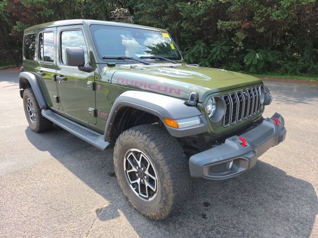 Used 2024 Jeep Wrangler Unlimited Rubicon w/ Technology Group AWD/4WD image 3