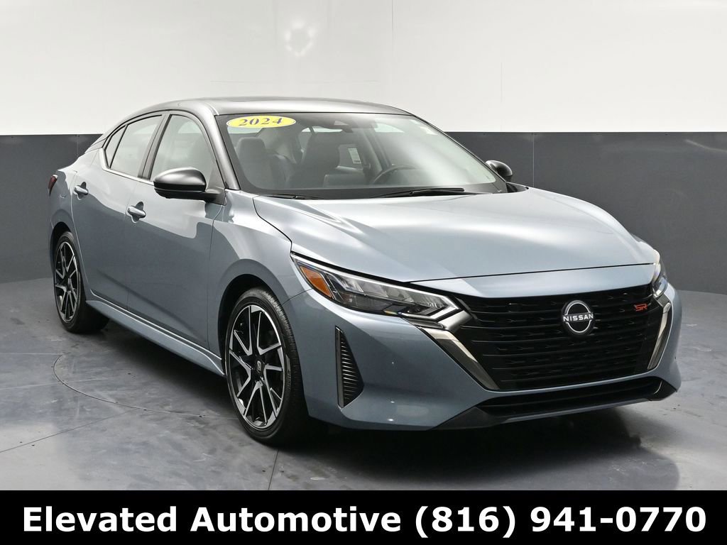 Used 2024 Nissan Sentra SR w/ SR Premium Package image 1