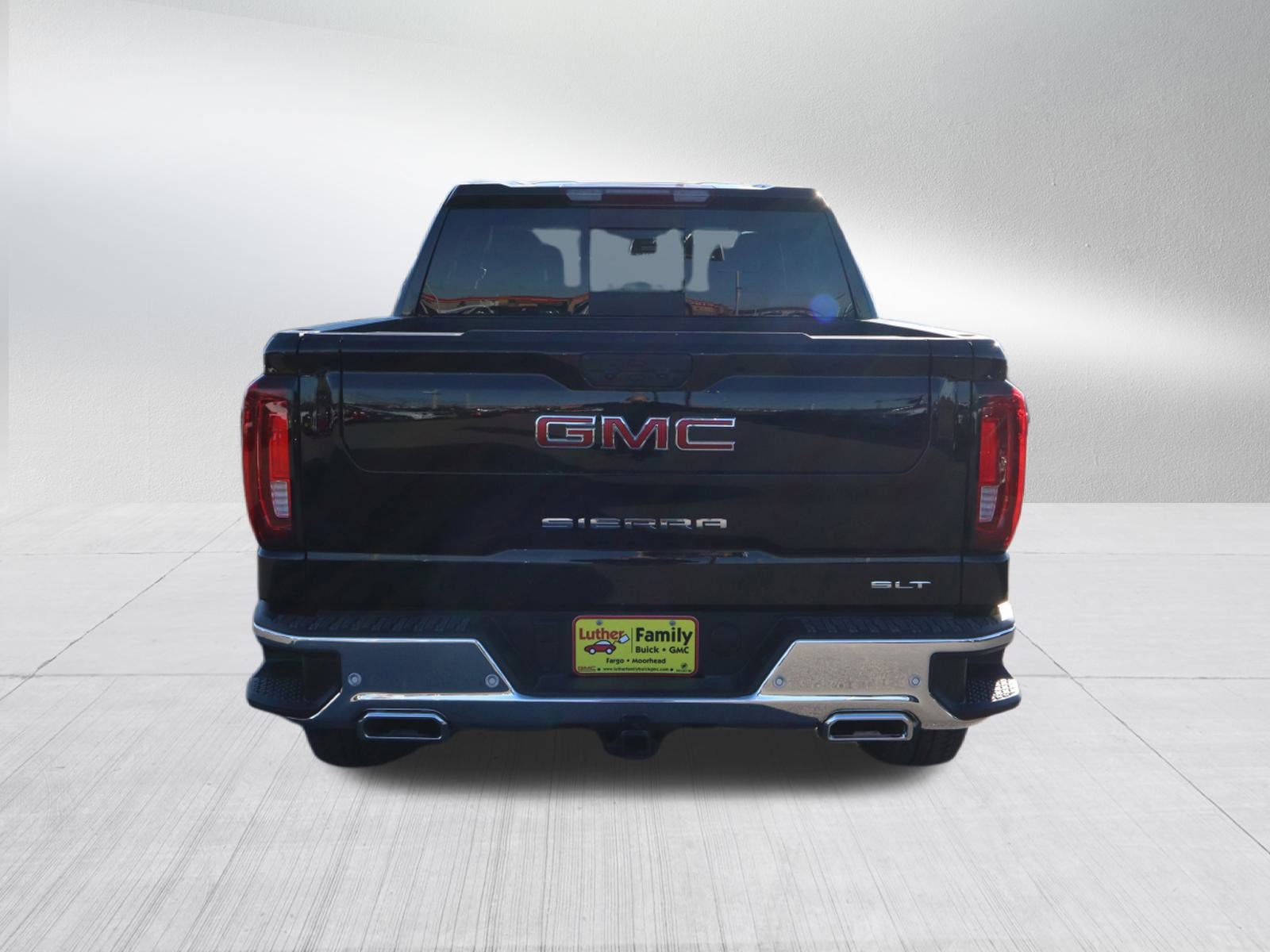 New 2026 GMC Sierra 1500 SLT w/ SLT Premium Plus Package image 6