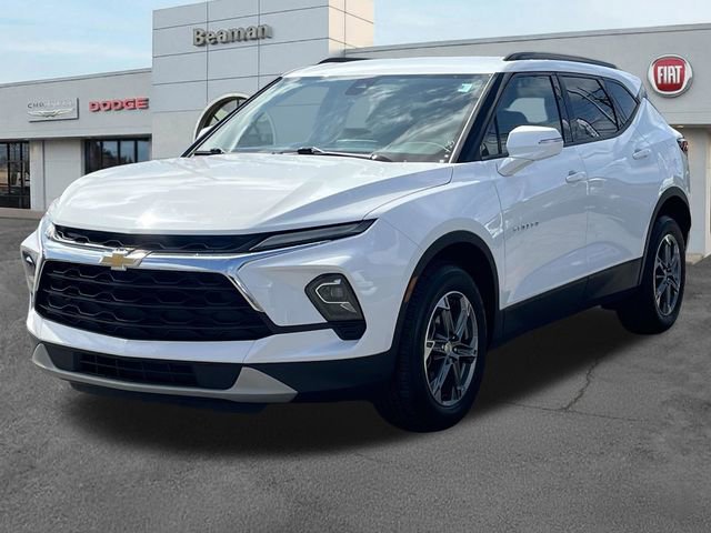 Used 2024 Chevrolet Blazer LT FWD video 3