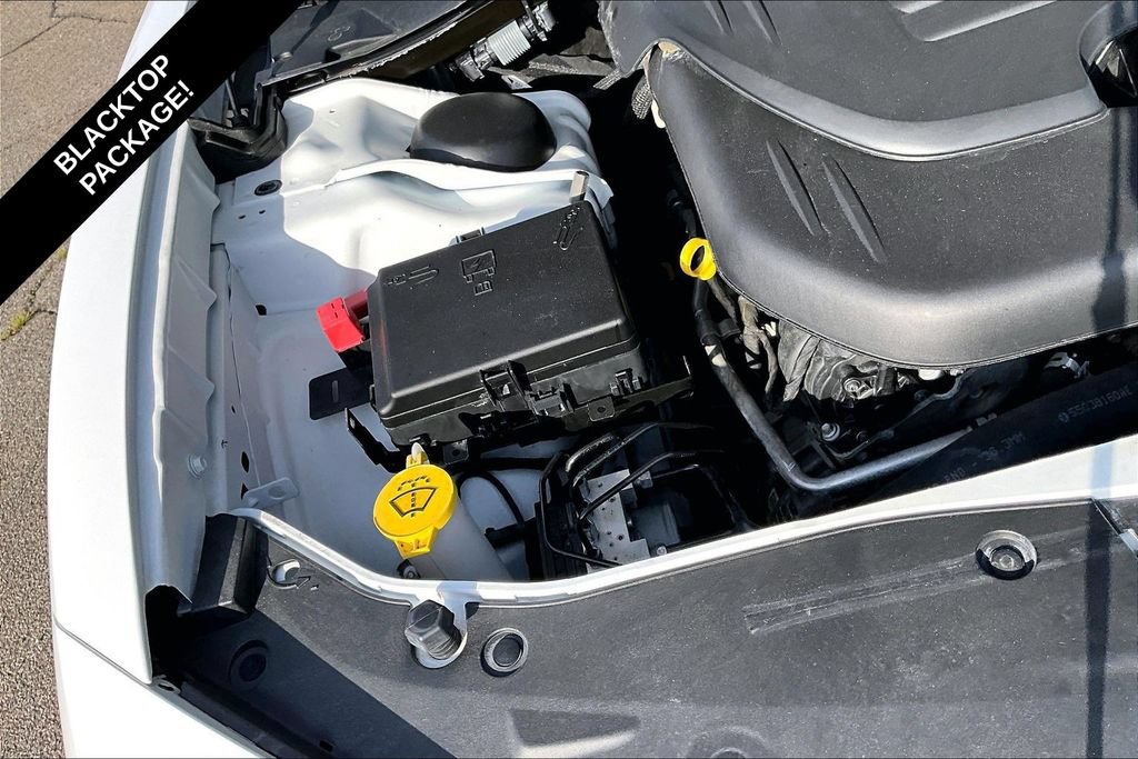 Used 2022 Dodge Charger SXT RWD image 30