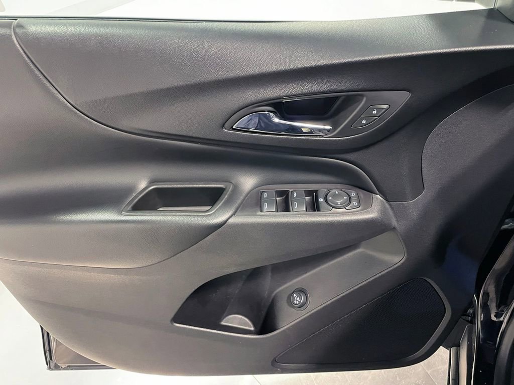 Used 2020 Chevrolet Equinox LT image 19