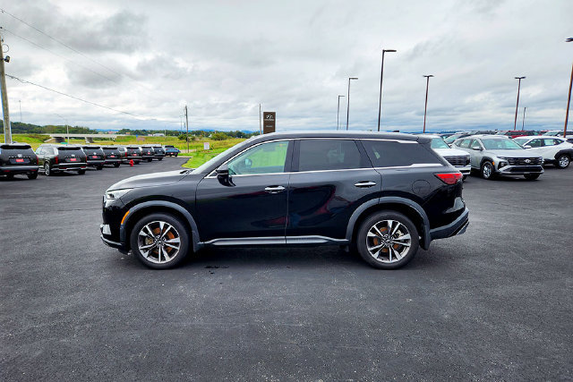Used 2022 INFINITI QX60 Luxe w/ Cargo Package AWD/4WD image 5