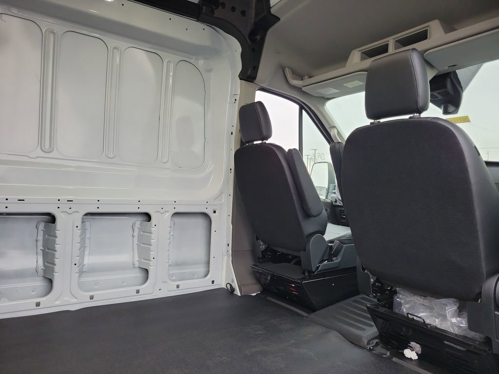 New 2026 Ford Transit 250 148 Medium Roof image 15