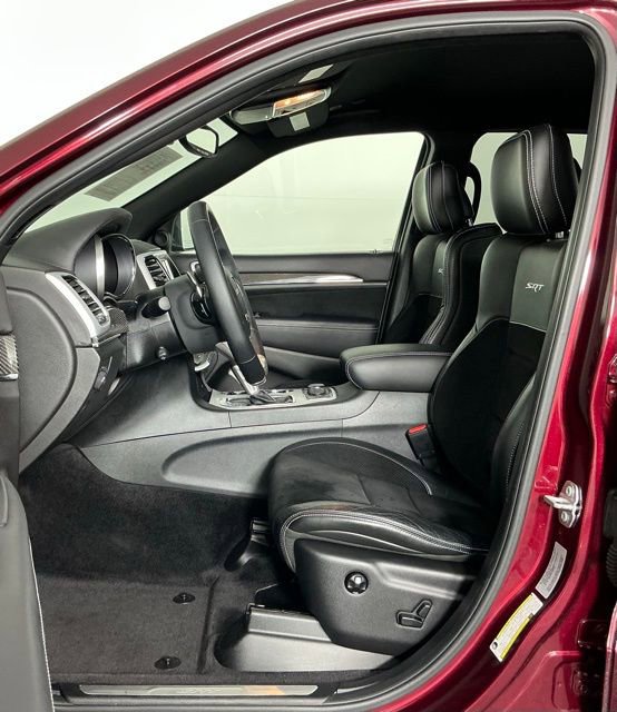 Used 2018 Jeep Grand Cherokee SRT w/ Trailer Tow Group IV image 12