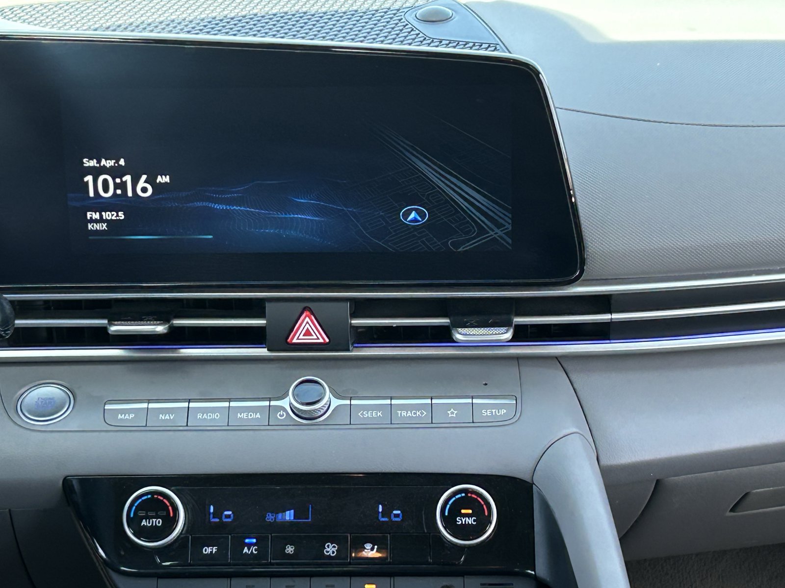 Used 2024 Hyundai Elantra SEL FWD image 18