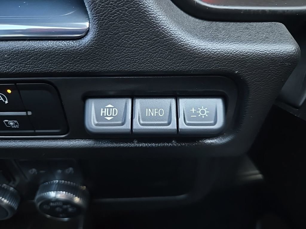 Used 2023 GMC Yukon XL AT4 w/ AT4 Premium Package image 20