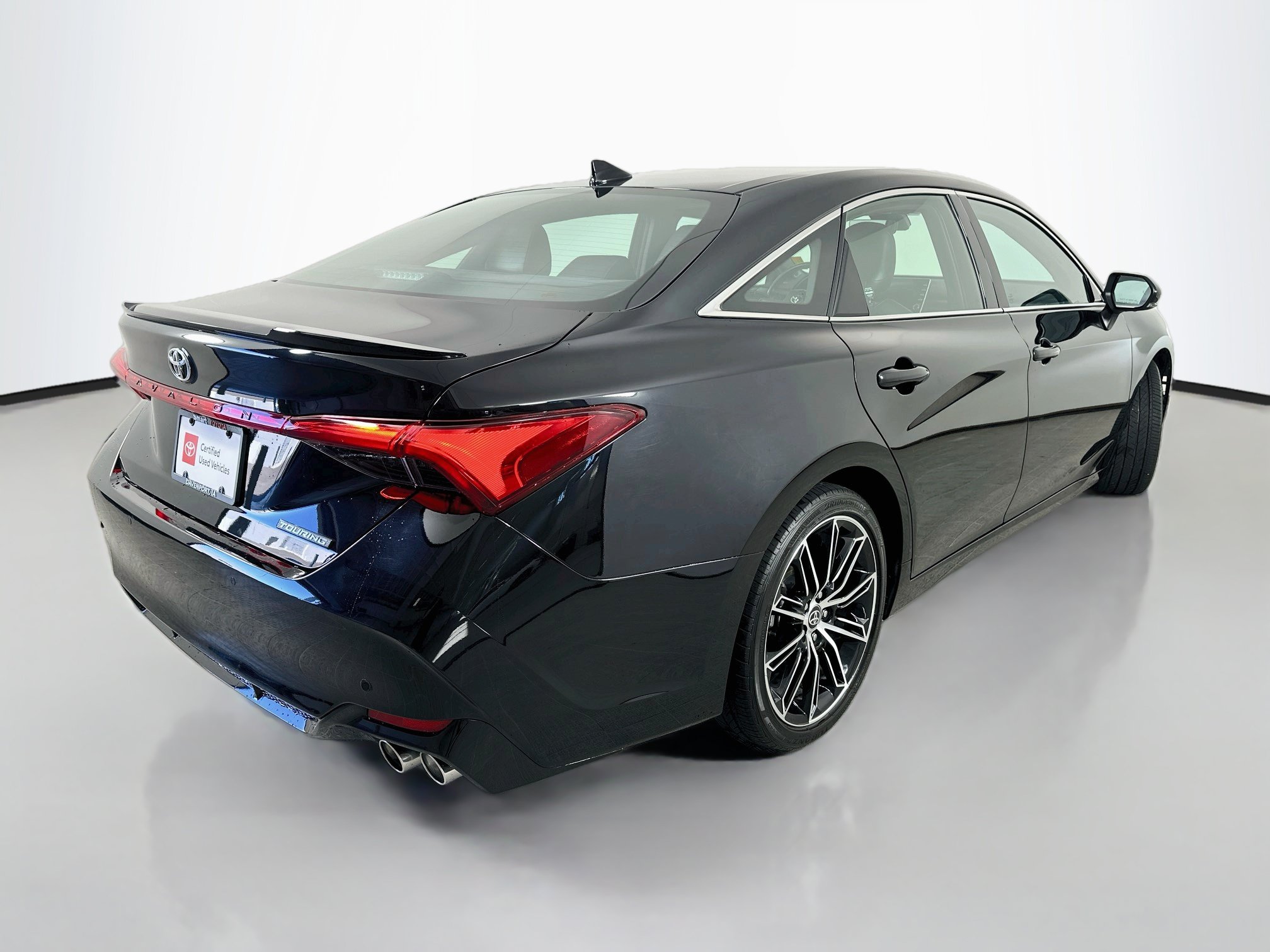 Certified 2022 Toyota Avalon Touring w/ Advanced Safety Package FWD image 7