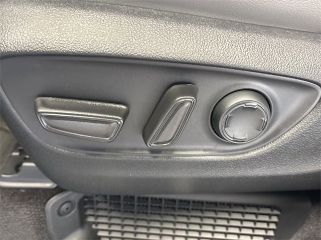 New 2025 Toyota Sienna XLE image 15