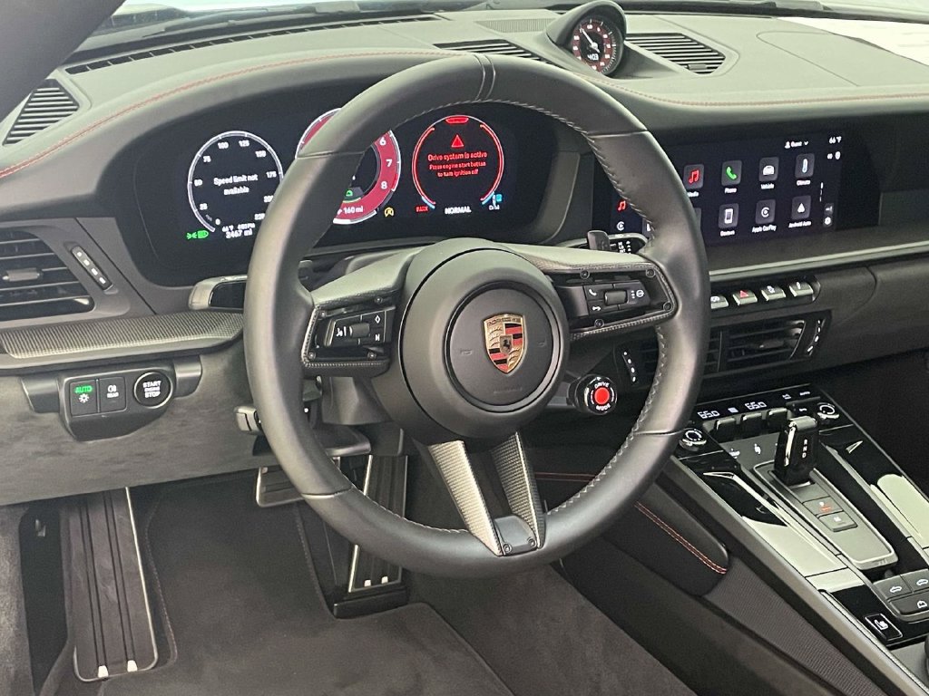 Used 2025 Porsche 911 Carrera 4 GTS AWD/4WD image 4