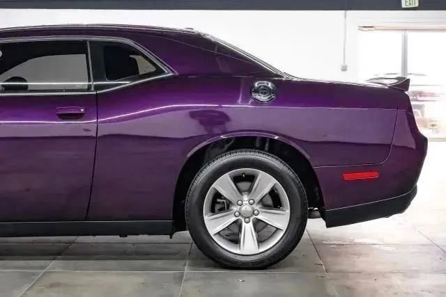 Used 2020 Dodge Challenger SXT image 17