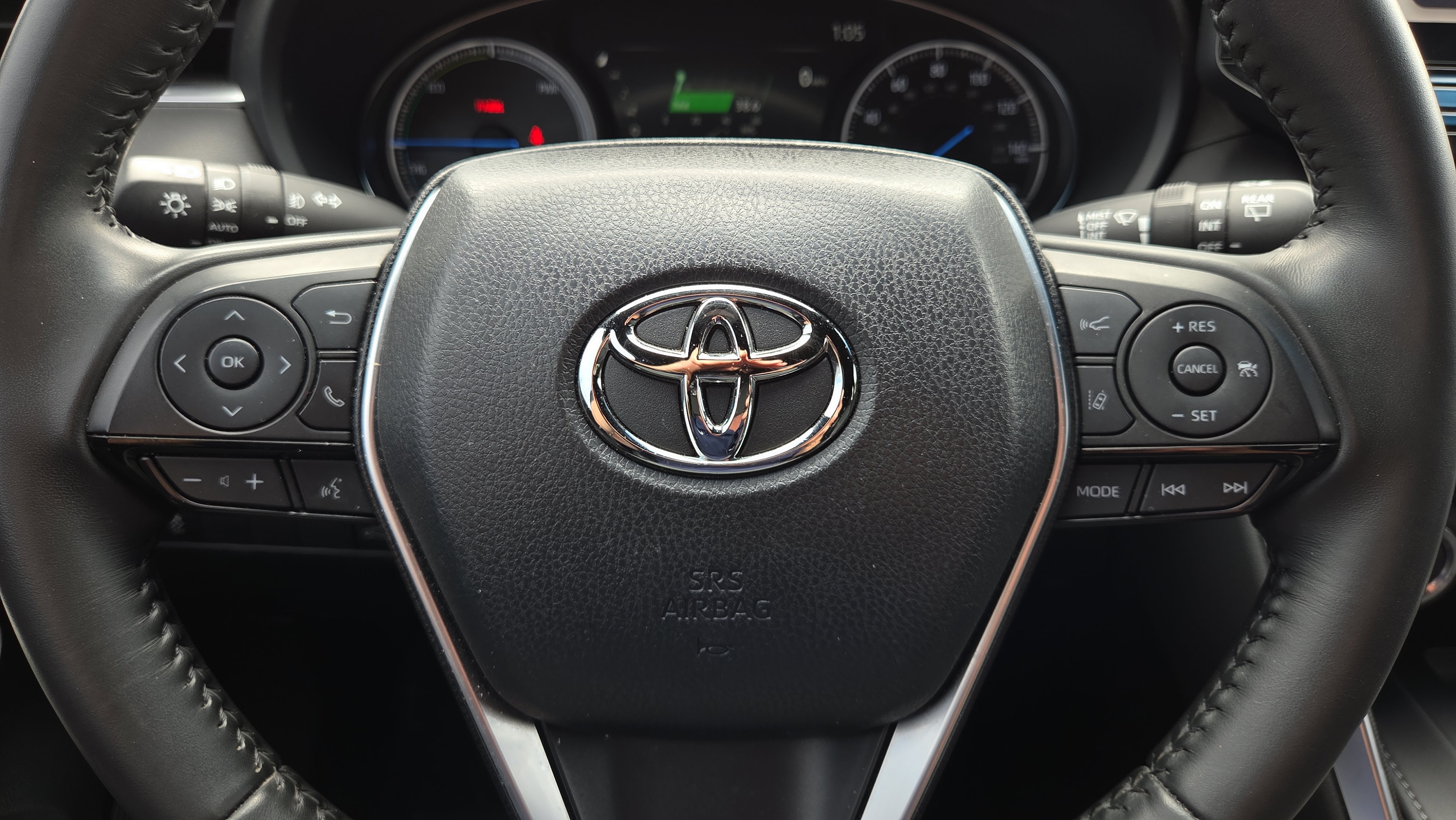 Certified 2024 Toyota Venza Nightshade image 30