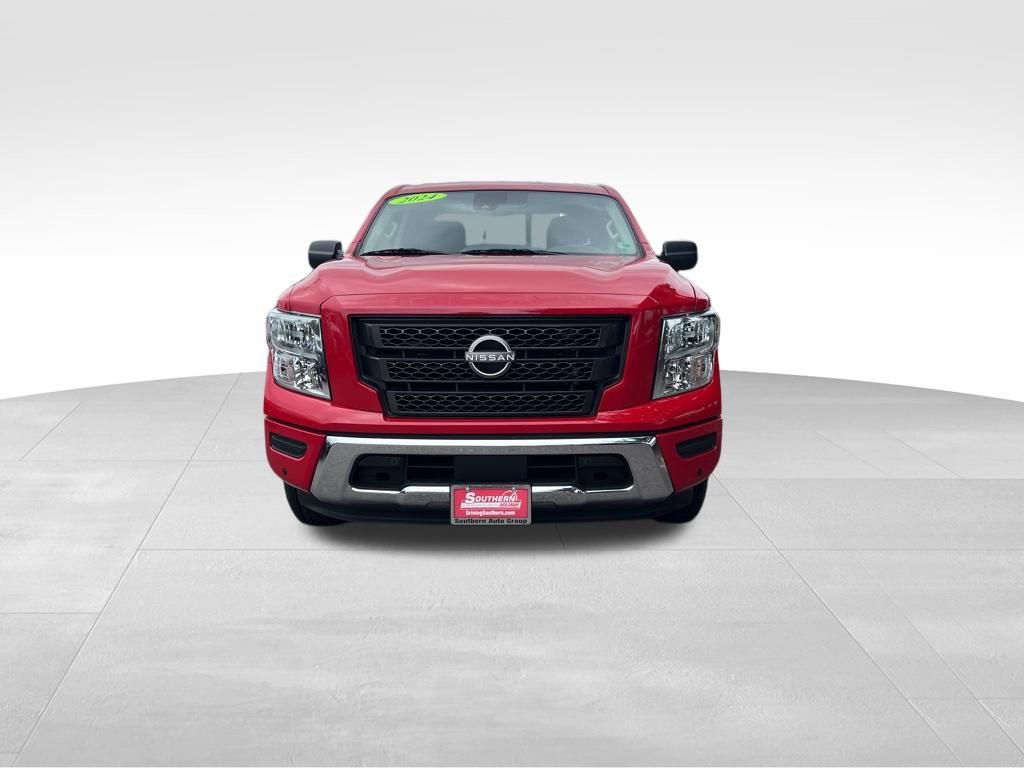 Used 2024 Nissan Titan SV w/ SV Convenience Package image 10
