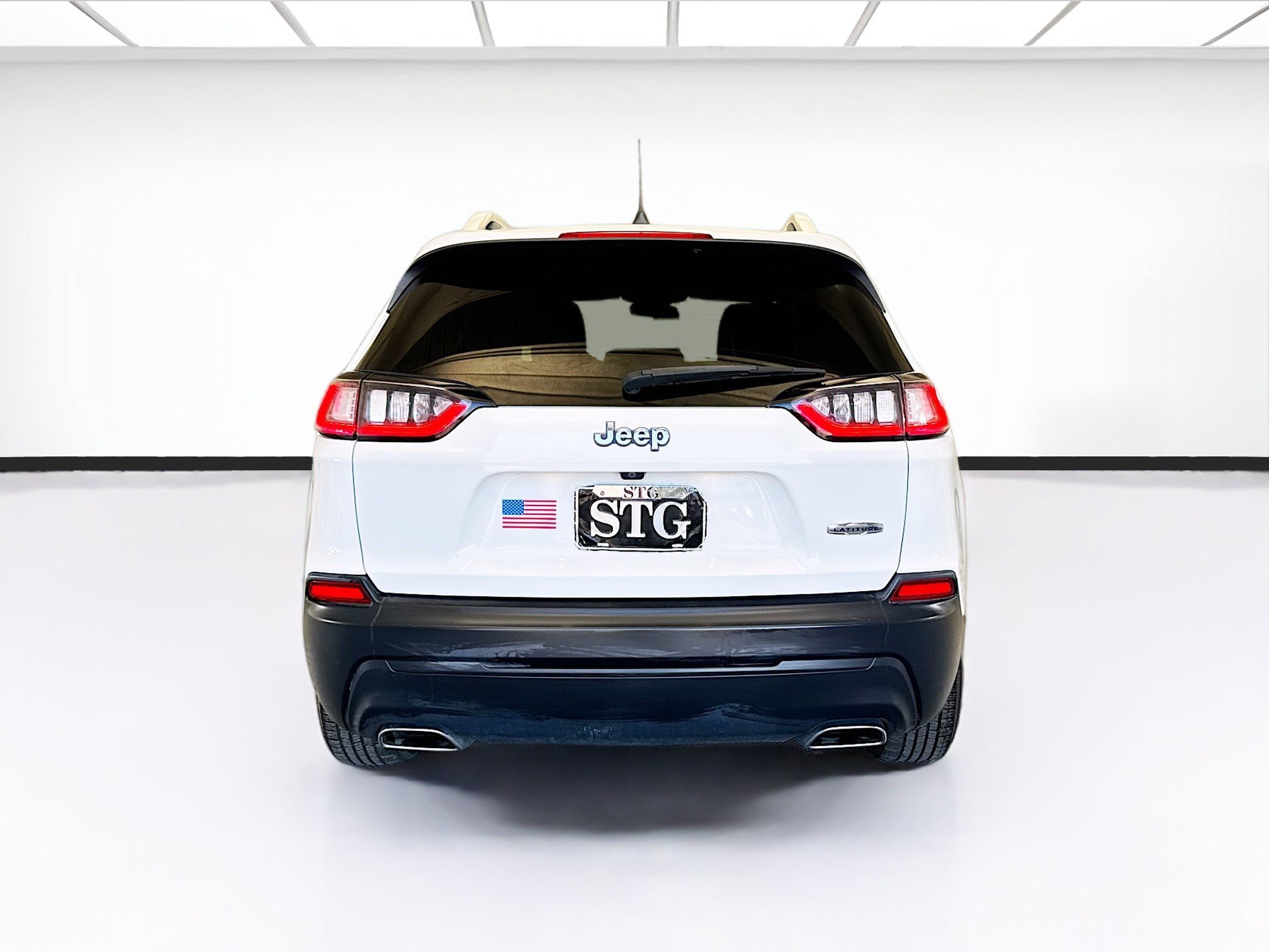 Used 2019 Jeep Cherokee Latitude w/ Popular Appearance Group image 5