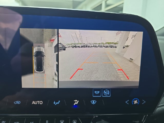 Certified 2025 Chevrolet Blazer EV LT FWD image 20