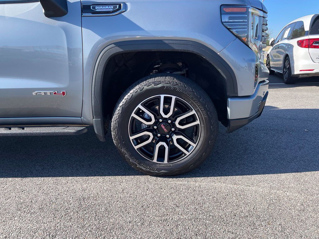 Used 2026 GMC Sierra 1500 AT4 w/ AT4 Premium Package AWD/4WD image 31