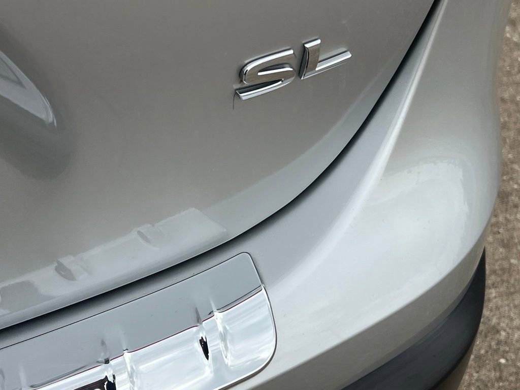 Used 2022 Nissan Rogue Sport SL FWD image 11