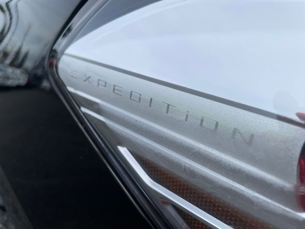 Used 2024 Ford Expedition Max Limited image 8