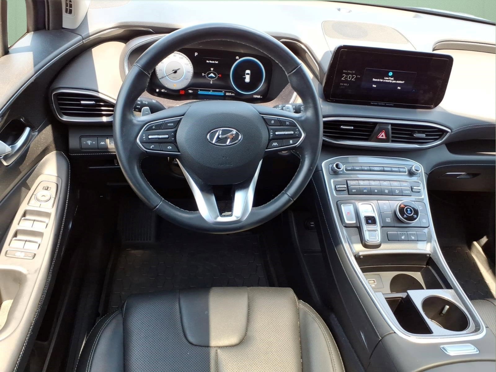 Used 2023 Hyundai Santa Fe SEL w/ Premium Package AWD/4WD image 18