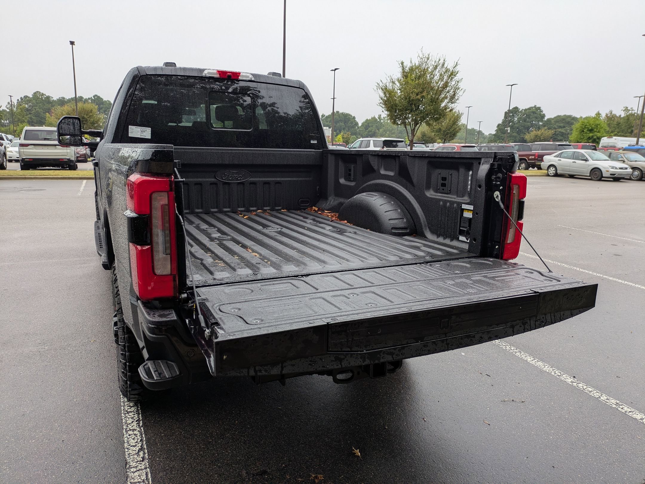 New 2026 Ford F250 Platinum w/ Tremor Off-Road Package image 36
