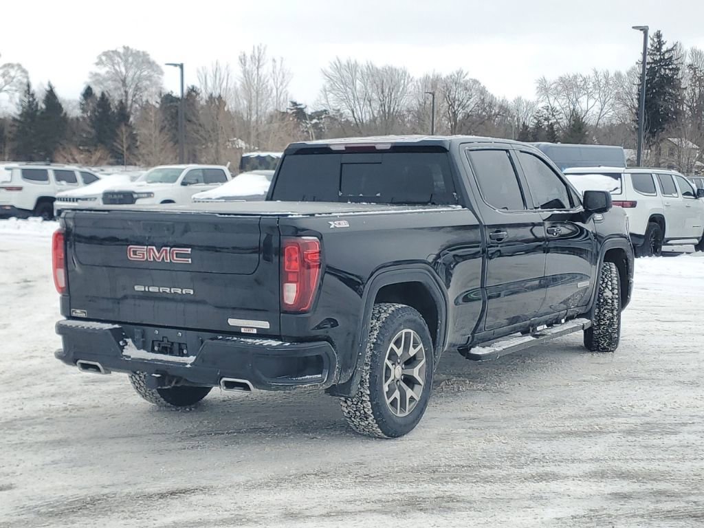 Used 2022 GMC Sierra 1500 Elevation w/ Elevation Premium Package image 2