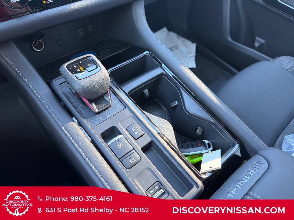 New 2026 Nissan Pathfinder SV w/ SV Premium Package FWD image 20