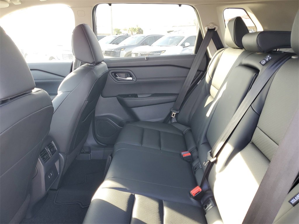 New 2026 Nissan Rogue SV w/ SV Premium Package image 6