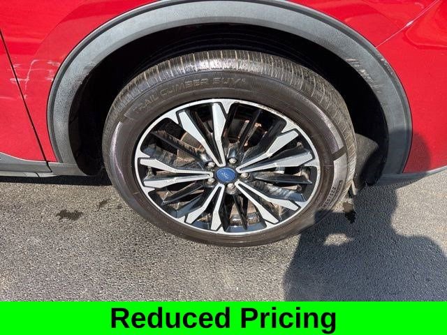 Used 2022 Ford Escape SEL w/ SEL Stealth AWD Package image 44