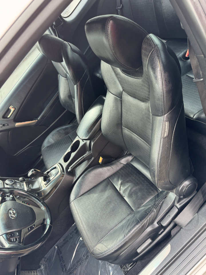 Used 2016 Hyundai Genesis Coupe 3.8 image 13