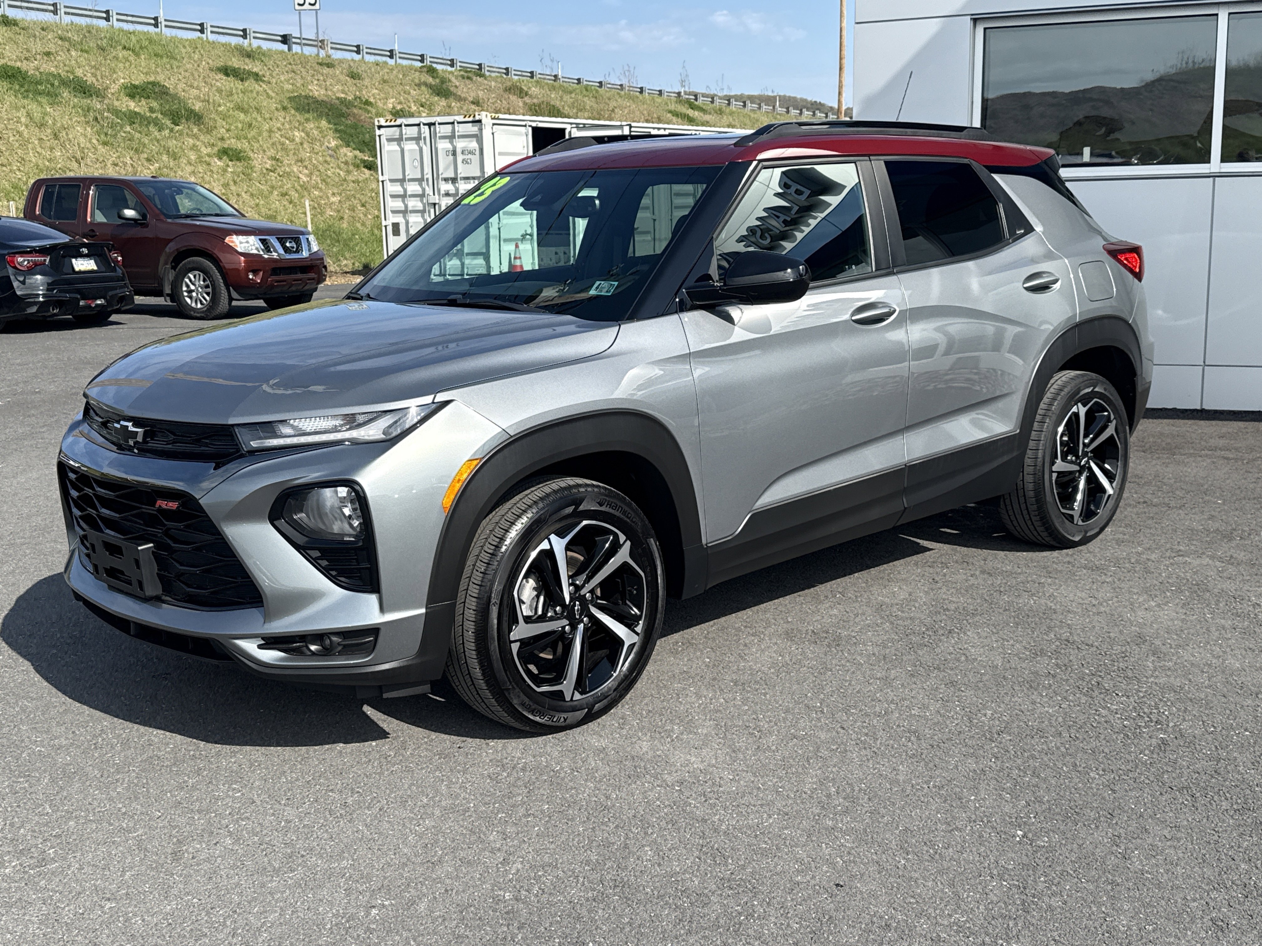 Used 2023 Chevrolet TrailBlazer RS w/ Sun and Liftgate Package AWD/4WD image 7