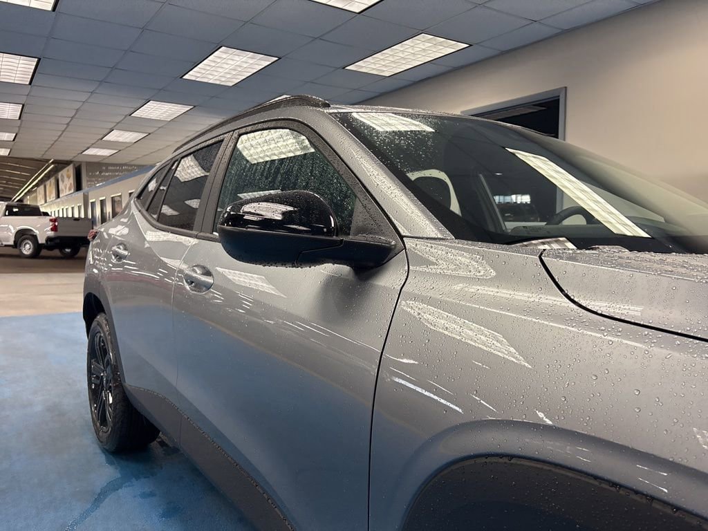 New 2026 Chevrolet Trax ACTIV w/ Driver Confidence Package FWD image 4