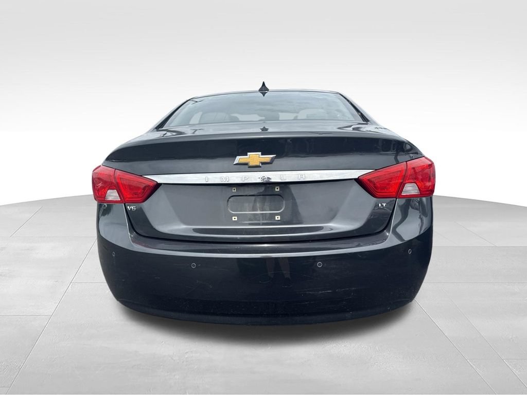 Used 2015 Chevrolet Impala LT w/ Convenience Package FWD image 3