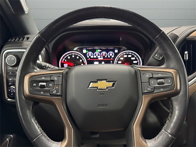 Used 2020 Chevrolet Silverado 1500 High Country w/ Technology Package image 20