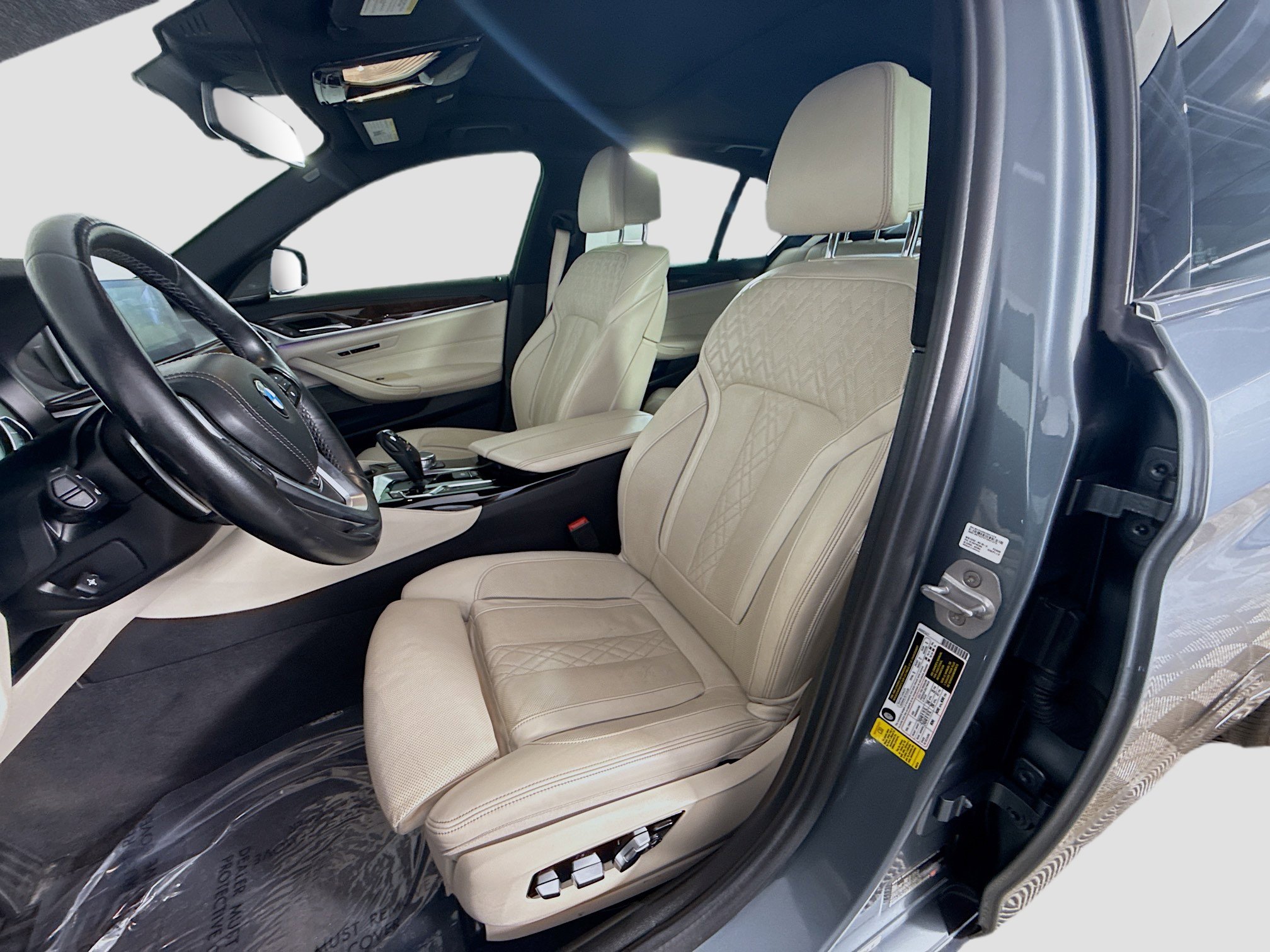 Used 2018 BMW 540i image 22