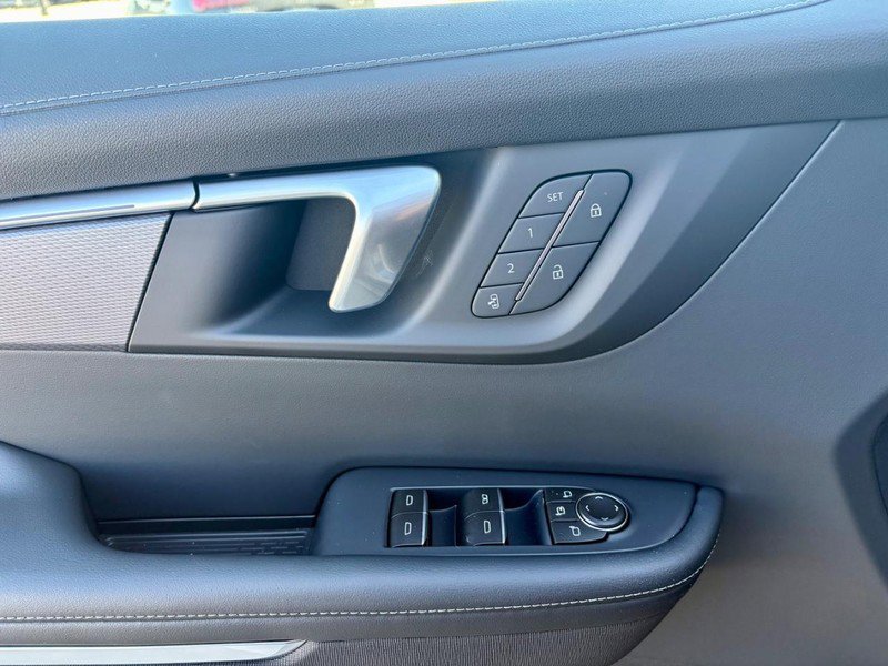 New 2026 Buick Enclave Sport Touring w/ Power Package FWD image 20