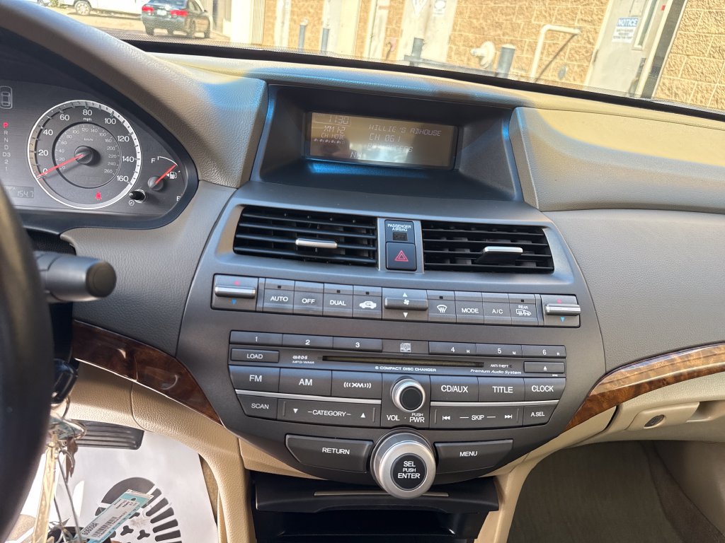 Used 2009 Honda Accord EX-L image 18