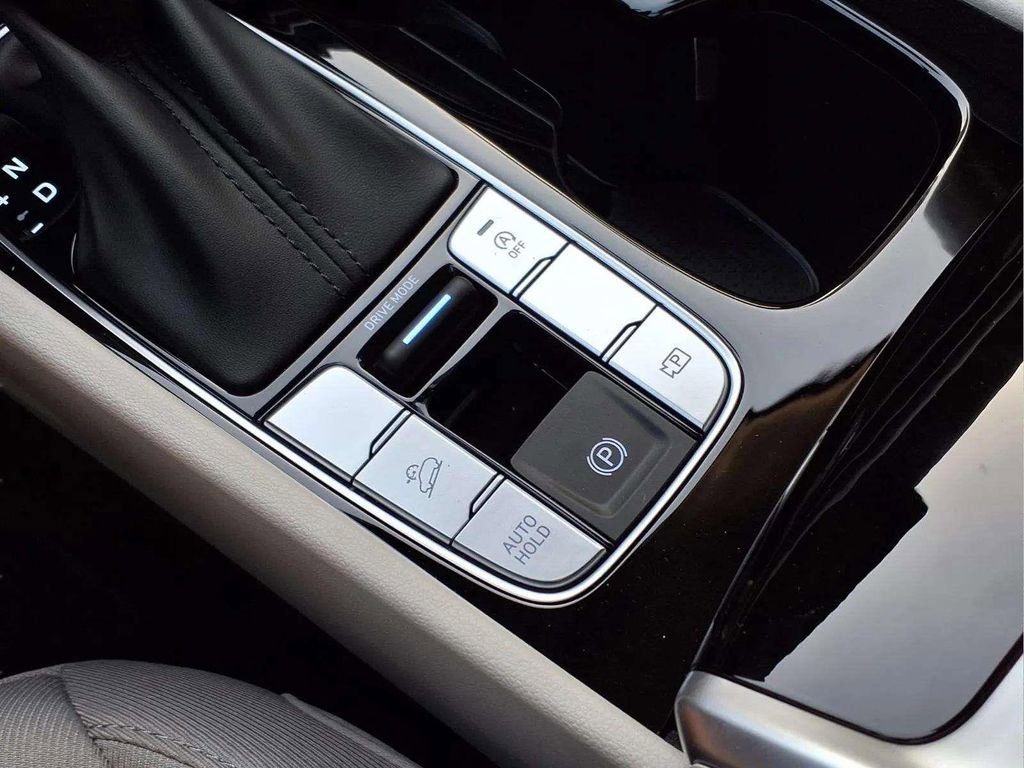 New 2026 Hyundai Tucson SEL image 16