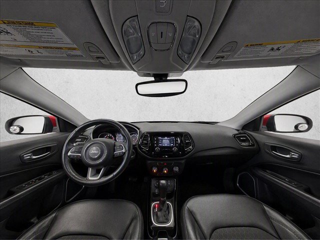 Used 2018 Jeep Compass Latitude AWD/4WD image 26