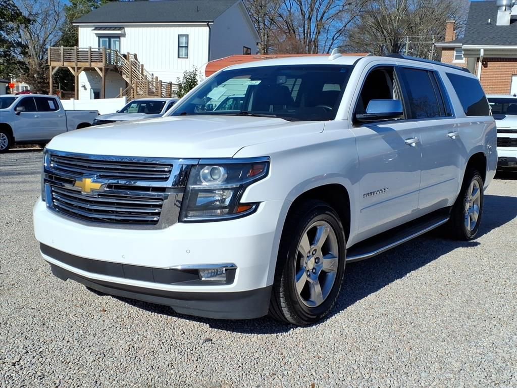 Used 2018 Chevrolet Suburban Premier image 3