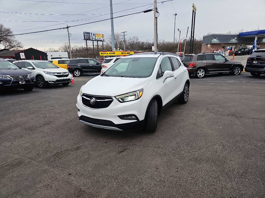 Used 2018 Buick Encore Essence image 9