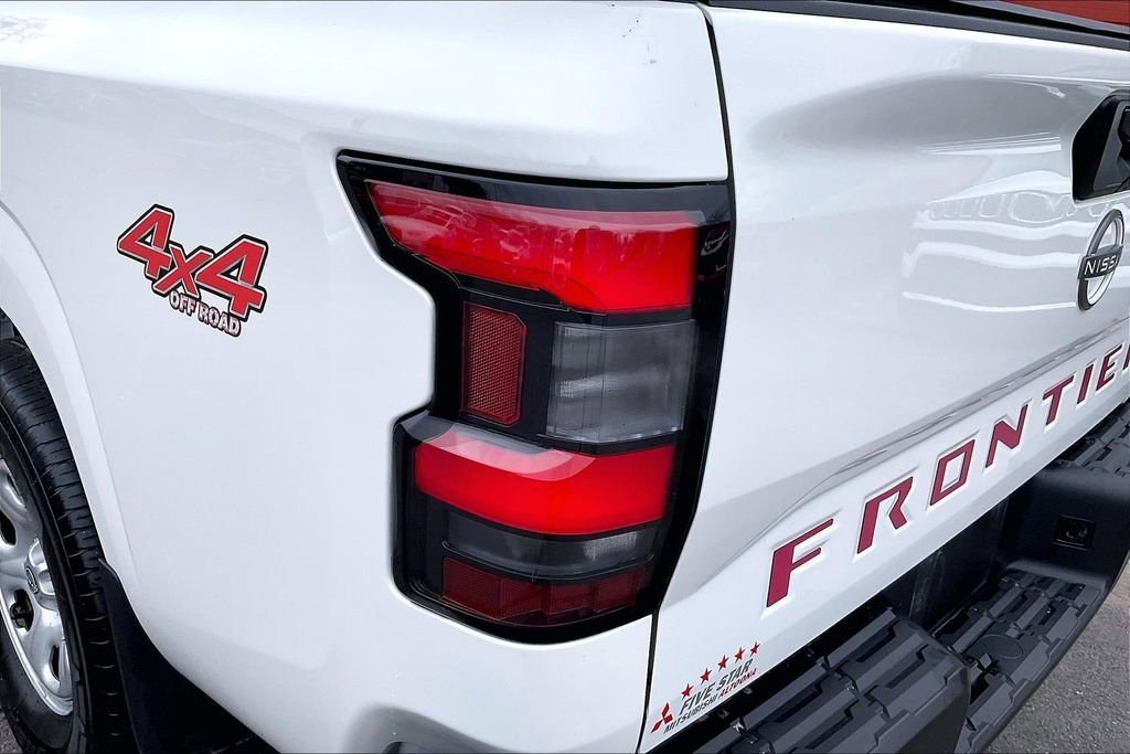 Used 2024 Nissan Frontier S w/ Technology Package image 28