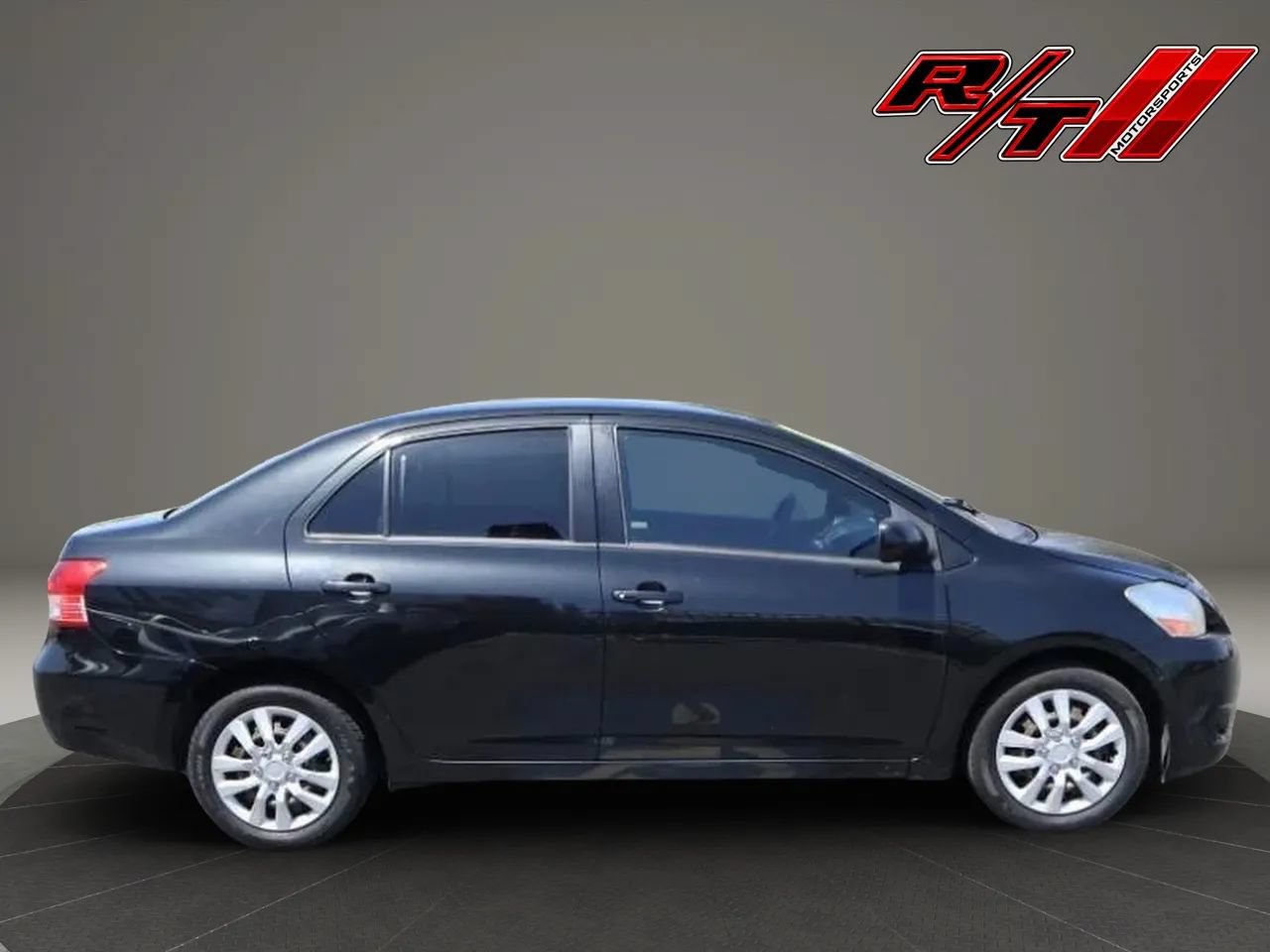 Used 2009 Toyota Yaris Sedan w/ Convenience Pkg FWD image 8